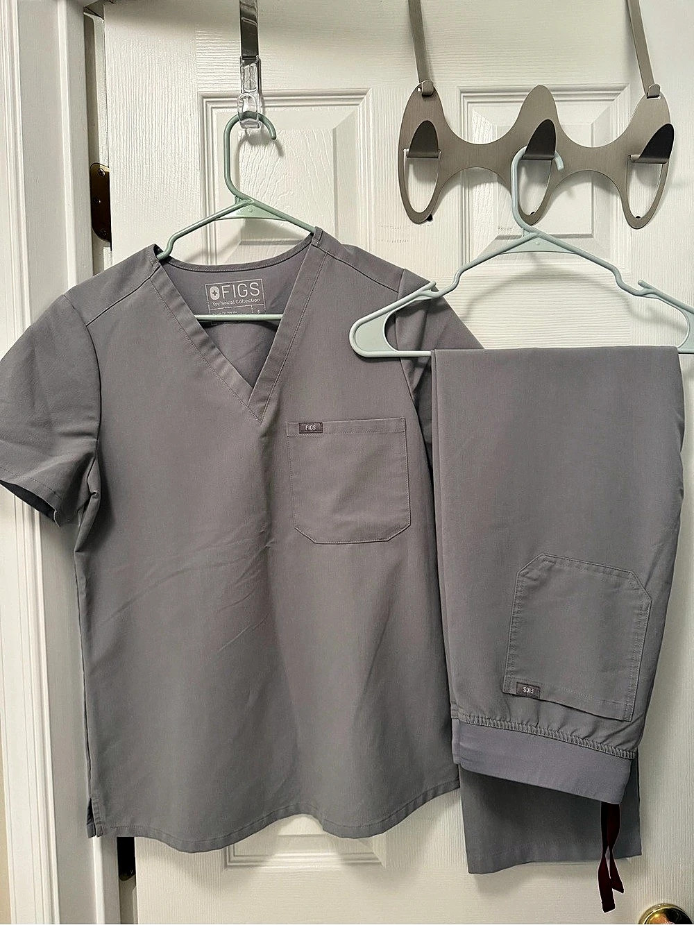 Figs Technical Collection Scrub Set Gray Scrub Set